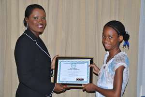 2010: Amoy receives CEF Scholarship from Ms. Bogle