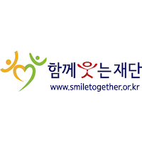 Smiletogether Foundation logo